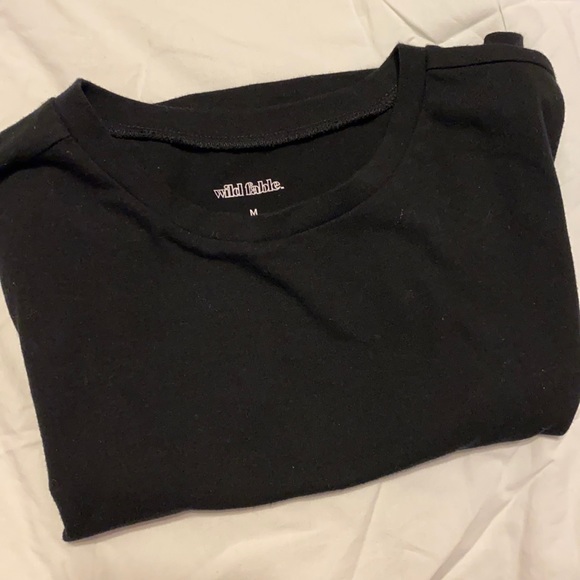 WILD FABLE fitted black cropped tee size M - Picture 1 of 2
